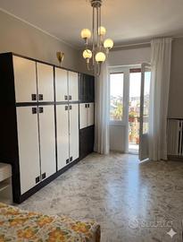 ARREDAMENTO COMPLETO PER CAMERETTA