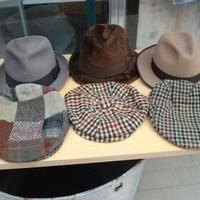 BERRETTI E CAPPELLI USATI COME NUOVI.