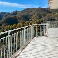 4 vani ed acc. Con ampie balconate