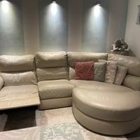 Divano in pelle Poltrone e Sofà