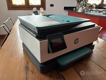 Stampante HP OfficeJet 8015e Multifunzione