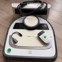 FOLLETTO VR200 ROBOT ASPIRAPOLVERE