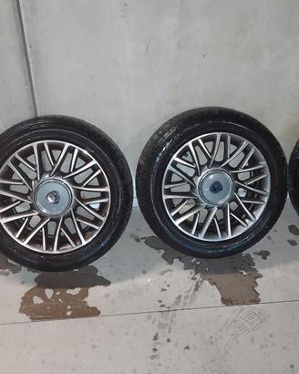 4 CERCHIIONI LANCIA  Y 2016 + 4 PNEUM. 185 5T 15 6