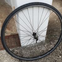 cerchio alluminio e gomma anteriore 28 (700x28 c )