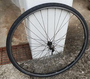 cerchio alluminio e gomma anteriore 28 (700x28 c )
