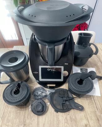 Bimby TM6 con accessori