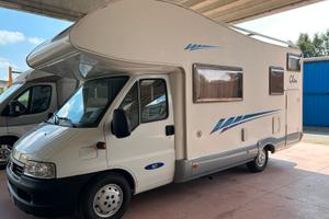 Camper MCLouis Ducato 2.8 JTD - 6 posti