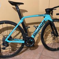 Bianchi oltre xr4 ultegra di2 taglia 53