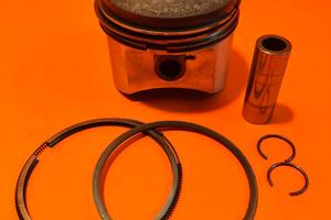 pistone per moto d'epoca ø77,6 mm completo