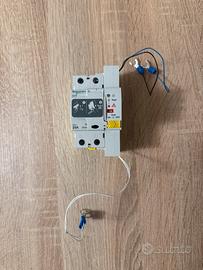 Interruttore differenziale Schneider