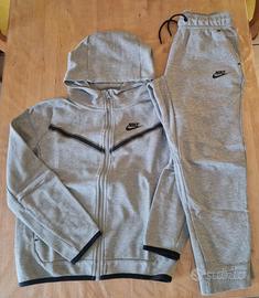 Tuta Nike Tech Fleece taglia M 10/12 anni (134-147