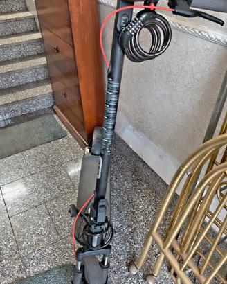 Monopattino  Xiaomi Electric Scooter 5 Pro 