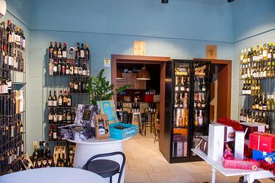 ATTIVITA' DI WINE-BAR -ENOTECA