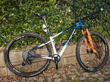 Lee Cougan rampage innova 