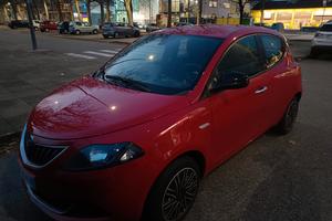 lancia Ypsilon !!no rivenditori!!