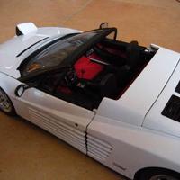 Ferrari Testarossa POCHER 1/8 bianca (3) elaborata