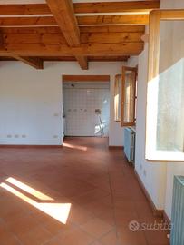 Maranello trilocale su 2 livelli con posto auto