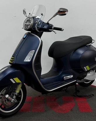Piaggio GTS 300 SUPER DA 71 € AL MESE – SENZA ANTI