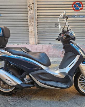 Piaggio Beverly 300 i.e. 2011