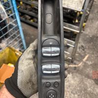 PULSANTIERA ALZA VETRI MINI COUNTRYMAN ANNO:2012