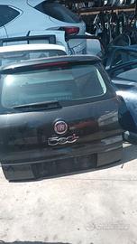 portellone Fiat 500L telecamera cofano baule 500 L