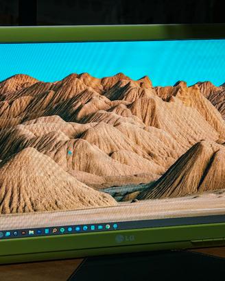 Monitor LG W2230SV FullHD 22 pollici