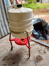 abbeveratoio e mangiatoia 