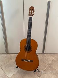 Chitarra YAMAHA C40 e Custodia