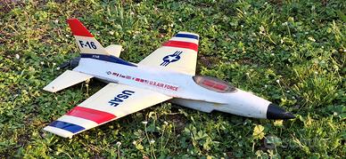 Aeromodello F-16 rc
