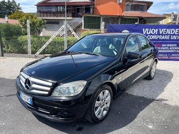 Mercedes-benz C 200 CDI BlueEFFICIENCY Avantgarde