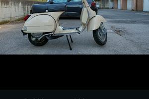 Vespa PX200e