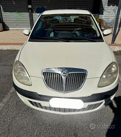 LANCIA YPSILON MOMO 1.2  16 V