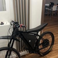 Bicicletta elettrica (65km/h) taglia L cerchi 26