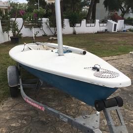 Deriva Laser 1 con vela radial e carrello