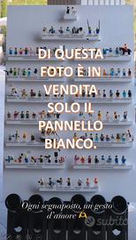 Minifigures Lego 95 omini con accessori + tableau