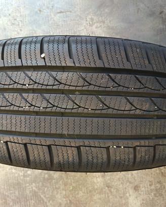 Pneumatici  invernali  205 40 R17