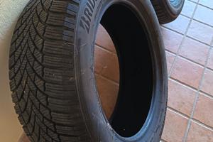 Pneumatici invernali Bridgestone 