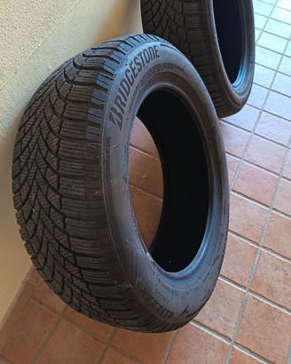 Pneumatici invernali Bridgestone 
