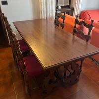 Tavolo da pranzo in legno massello