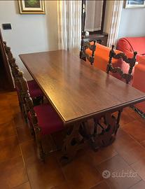 Tavolo da pranzo in legno massello