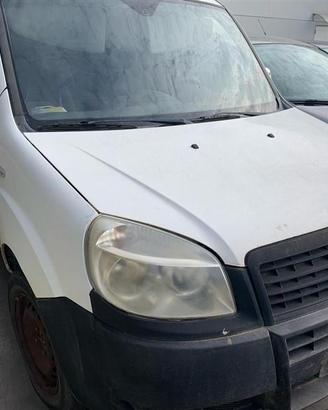 RICAMBI USATI AUTO FIAT Doblo Cargo 186A9000 Diese