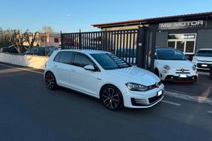 Volkswagen Golf GTI 2.0 TSI 220cv 5p. 45.000KM - S