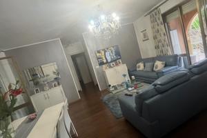 Appartamento ristrutturato con ampio TERAZZO e BX