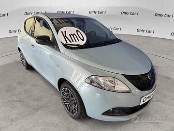 Lancia Ypsilon 1.0 FireFly 5 porte S&S Hybrid Oro