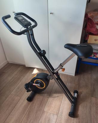 cyclette da interni  Merach richiudibile 