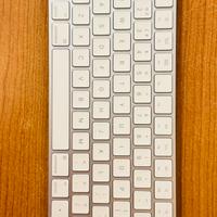 Apple keyboard  magic tastiera