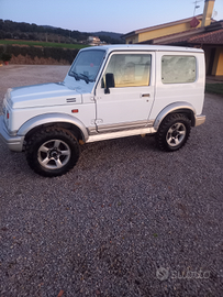 Suzuki samurai