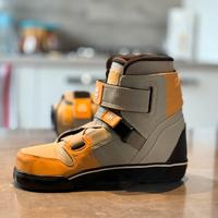 Boots humanoid Howl wakeboard kitesurf