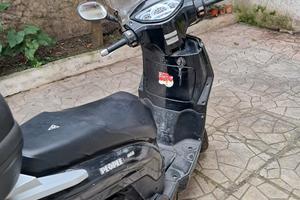 People S Kymco 200