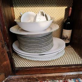 servizio porcellana  da 12 Thun perfetto